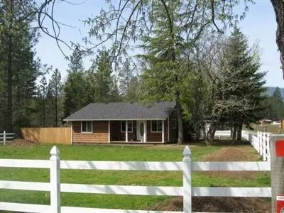 1836 Laurel Rd, Cave Junction, OR 97523 photo 2