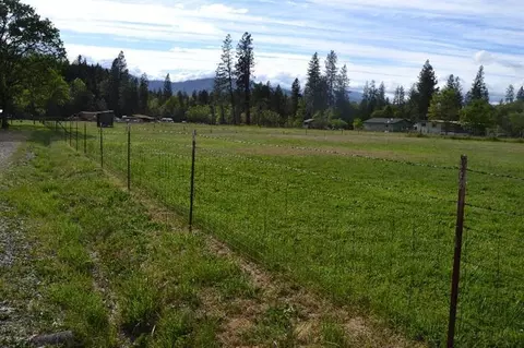 1836 Laurel Rd, Cave Junction, OR 97523 photo 21