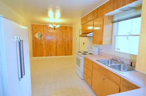 321 Oak St, Phoenix, OR 97535 photo 10