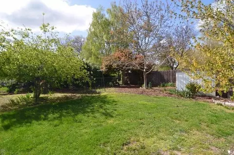 321 Oak St, Phoenix, OR 97535 photo 4