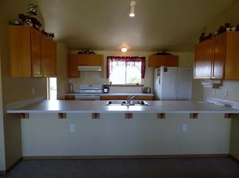 3014 Scenic Ave, Central Point, OR 97502 photo 8