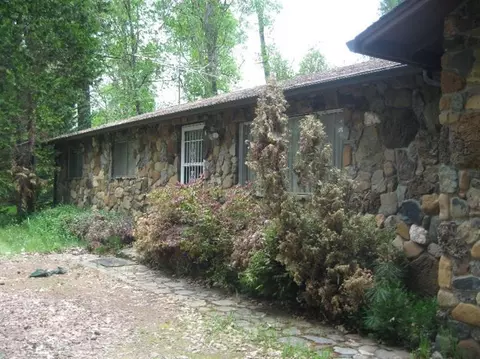 4988 Holland Loop, Cave Junction, OR 97523 photo 4