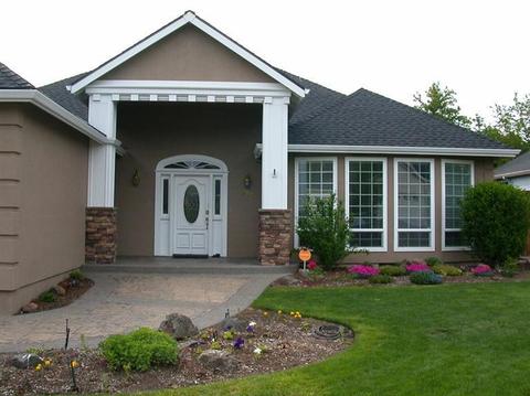 176 Keystone Way, Eagle Point, OR 97524 photo 1