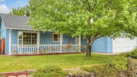 573 C St, Phoenix, OR 97535 photo 3