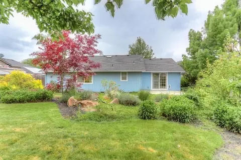 573 C St, Phoenix, OR 97535 photo 29