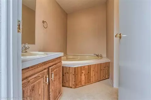 652 N N Hts, Eagle Point, OR 97524 photo 13