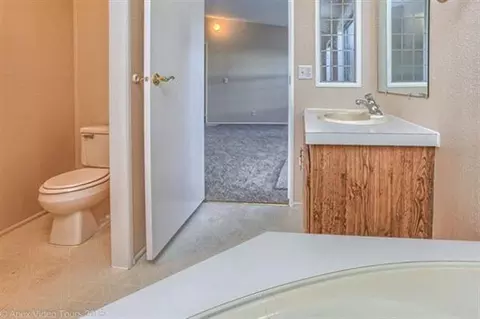 652 N N Hts, Eagle Point, OR 97524 photo 15
