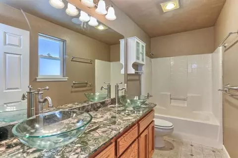 151 Orchardview Ave, Central Point, OR 97502 photo 11