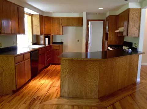 112 Vail Ct, Phoenix, OR 97535 photo 3