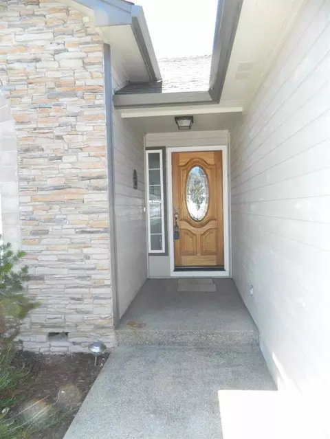 386 Leandra Ln, Eagle Point, OR 97524 photo 6