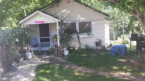 401 S Royal Ave, Eagle Point, OR 97524 photo 5