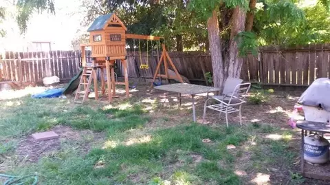 563 Van Wey Cir, Eagle Point, OR 97524 photo 13