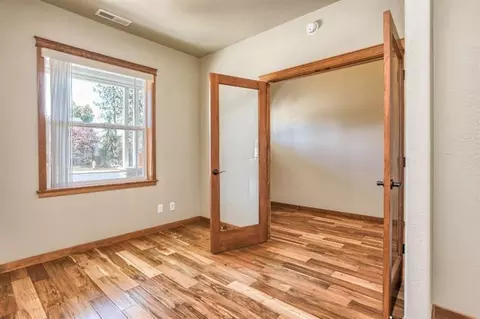 182 Echo Way, Eagle Point, OR 97524 photo 6