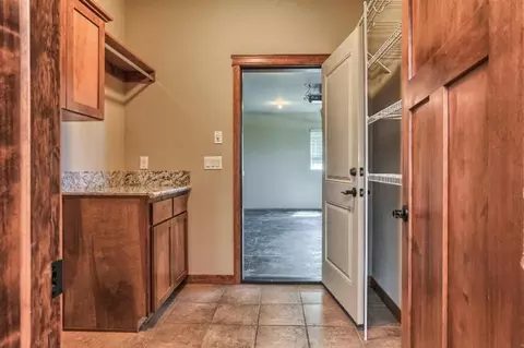 182 Echo Way, Eagle Point, OR 97524 photo 16