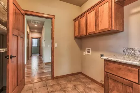 182 Echo Way, Eagle Point, OR 97524 photo 17