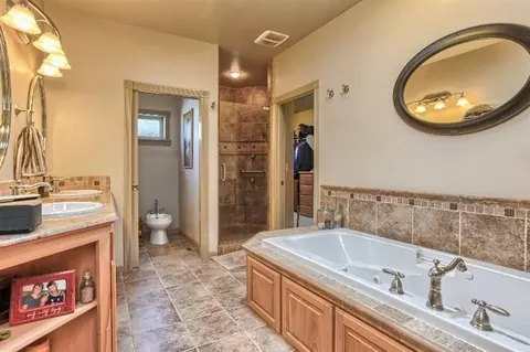 359 Leandra Ln, Eagle Point, OR 97524 photo 28