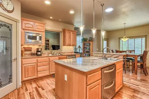 359 Leandra Ln, Eagle Point, OR 97524 photo 15