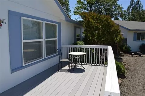 262 Chateau, Eagle Point, OR 97524 photo 5