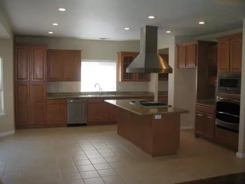 155 Bellerive Dr, Eagle Point, OR 97524 photo 5