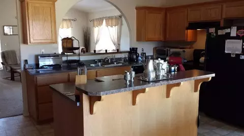 1369 Eclipse, Grants Pass, OR 97527 photo 3