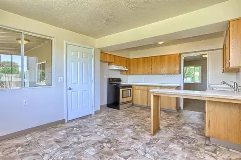 5476 Upton Rd, Central Point, OR 97502 photo 13