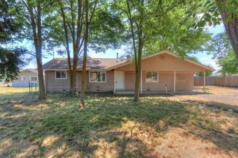 5476 Upton Rd, Central Point, OR 97502 photo 1