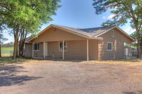 5476 Upton Rd, Central Point, OR 97502 photo 2