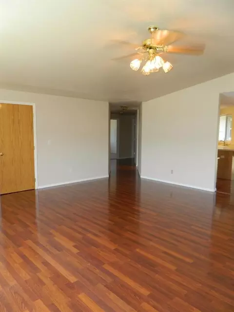 848 Ridgeview Dr, Eagle Point, OR 97524 photo 5