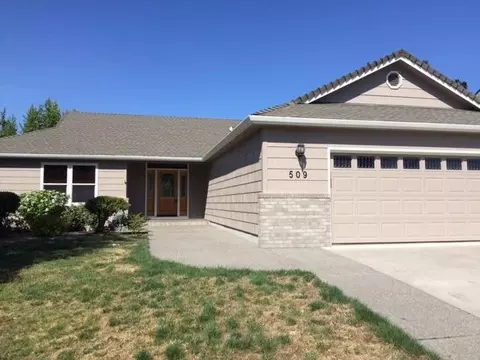 509 Ridgeway Ave, Central Point, OR 97502 photo 2