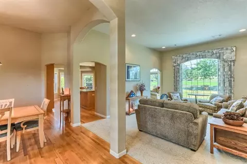 161 Keystone Way, Eagle Point, OR 97524 photo 6