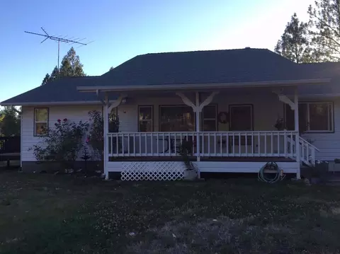 5686 Evans Creek Rd, Rogue River, OR 97537 photo 3