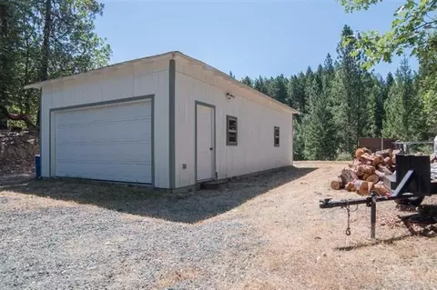 5686 Evans Creek Rd, Rogue River, OR 97537 photo 17