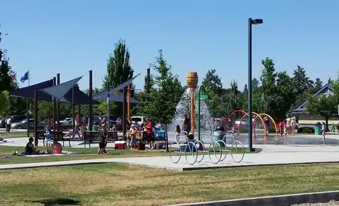 390 Live Oak Loop, Central Point, OR 97502 photo 17