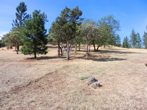 268 Leafwood Dr, Eagle Point, OR 97524 photo 23