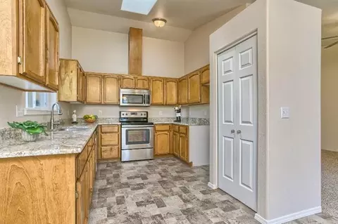 606 B St, Phoenix, OR 97535 photo 15