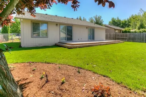 606 B St, Phoenix, OR 97535 photo 34