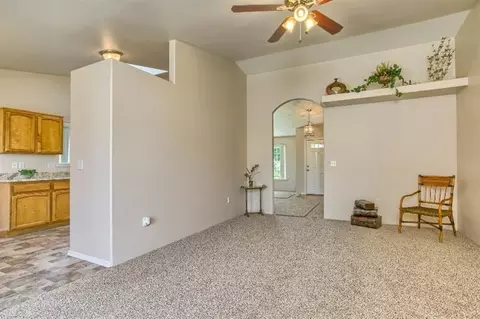 606 B St, Phoenix, OR 97535 photo 12