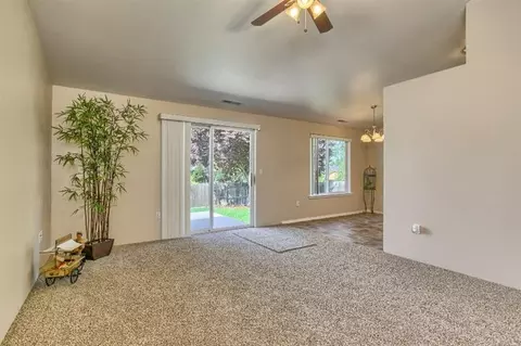 606 B St, Phoenix, OR 97535 photo 13