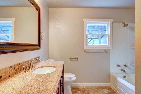 303 Cheryl Ln, Phoenix, OR 97535 photo 11