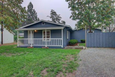 303 Cheryl Ln, Phoenix, OR 97535 photo 2