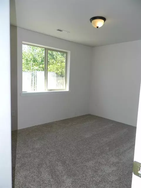 371 Bradley Way, Eagle Point, OR 97524 photo 16