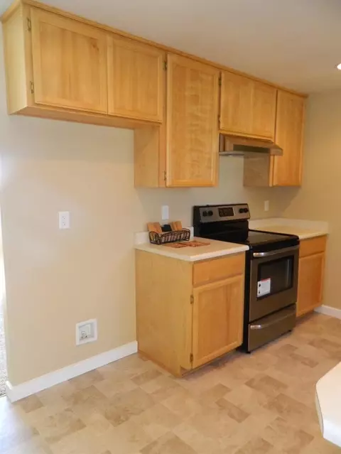 371 Bradley Way, Eagle Point, OR 97524 photo 9