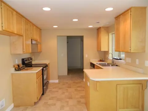 371 Bradley Way, Eagle Point, OR 97524 photo 7