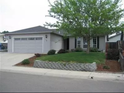 128 Eagle View Dr, Eagle Point, OR 97524 photo 1