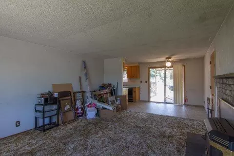 404 S B St, Phoenix, OR 97535 photo 9
