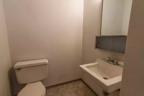 404 S B St, Phoenix, OR 97535 photo 20