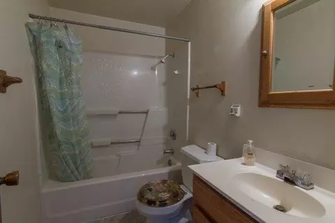 404 S B St, Phoenix, OR 97535 photo 18