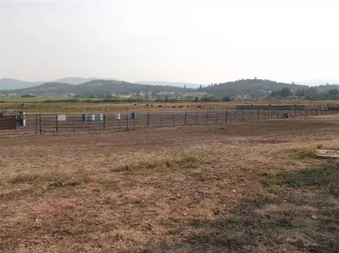 1604 Meridian Rd, Eagle Point, OR 97524 photo 17