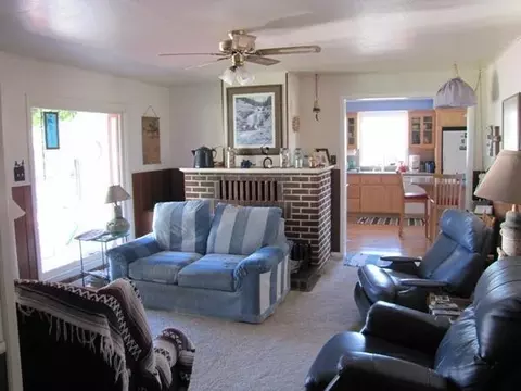 1604 Meridian Rd, Eagle Point, OR 97524 photo 7