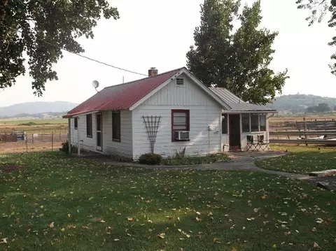 1604 Meridian Rd, Eagle Point, OR 97524 photo 15